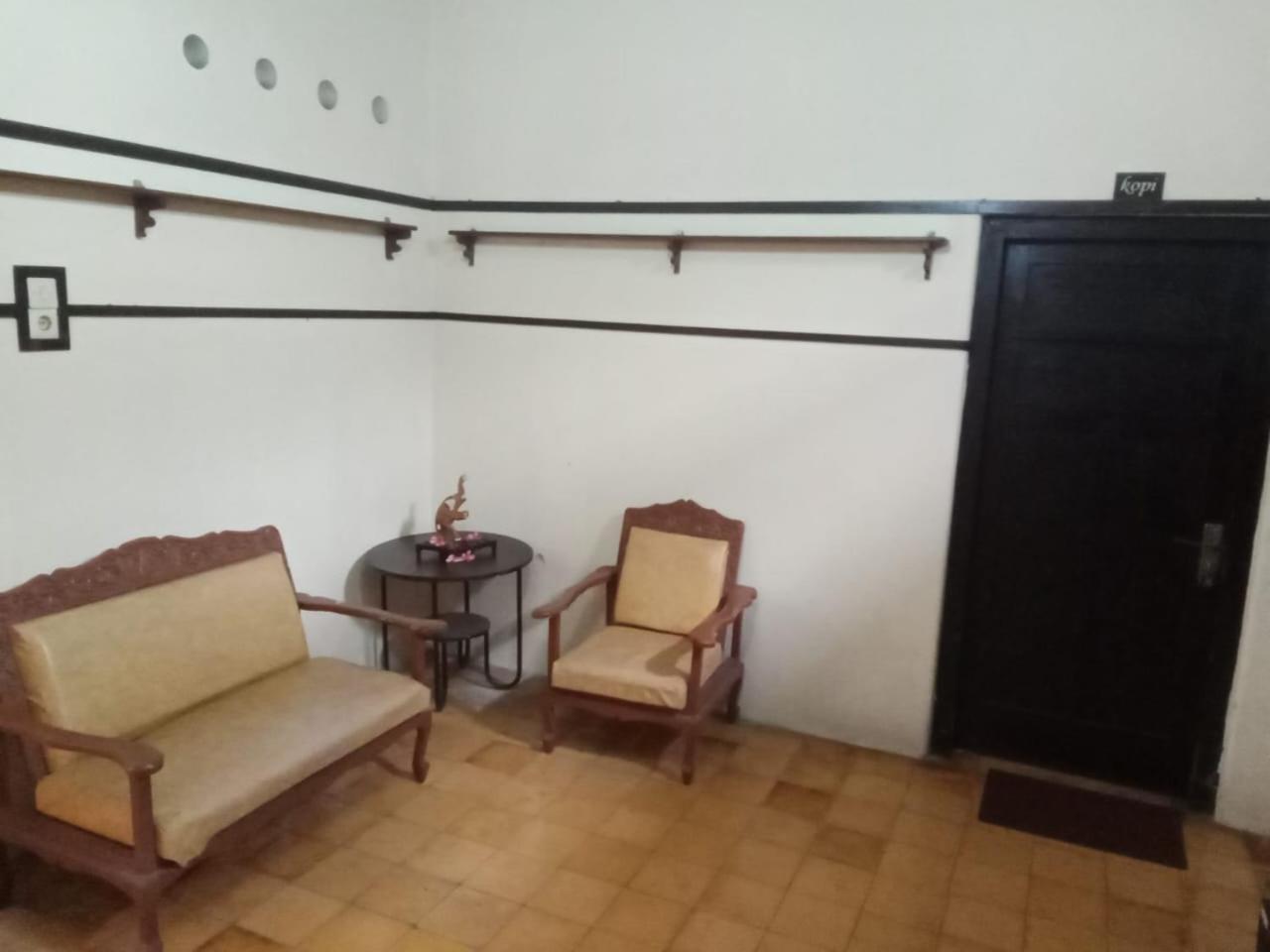 Guru Ratna Apartment Munduk  Exterior photo