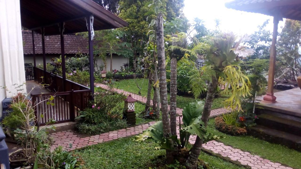 Guru Ratna Apartment Munduk  Exterior photo